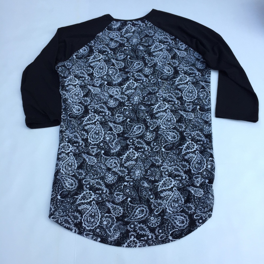 Lularoe Randy Paisley Print Baseball Tee - Picture 2 of 8